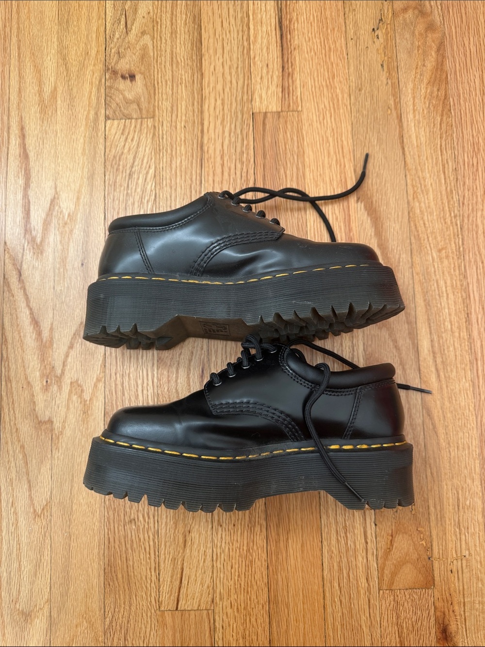 Dr. Martens 8053 Quad - Picture 2 of 5